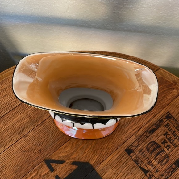 Maple Ware Japanese Vase - Picture 3 of 5